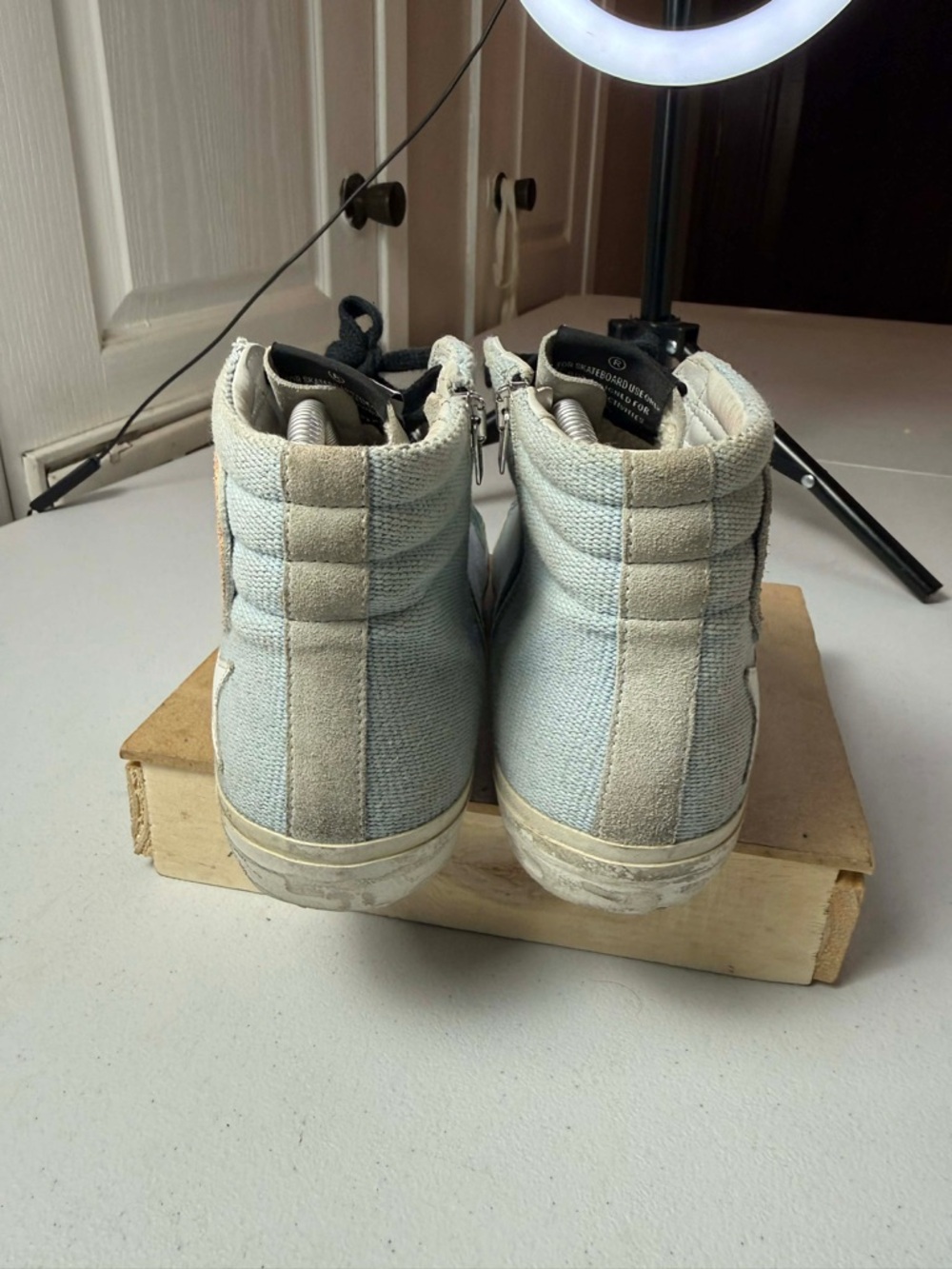 Golden Goose Sneakers in Blue
Sz 40 / US 10 - Picture 4 of 13